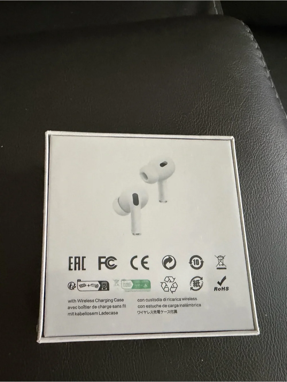 White True Wireless Earbuds with Charging Case - Picture 4 of 4